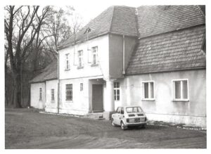 1988.02. - (02) Dawny zajazd, Szczepankowo (a)